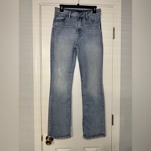 Silver Jeans Co. Avery Slim Bootcut Light Denim jeans Women’s Size 31